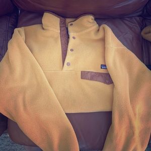 Patagonia sweatshirt